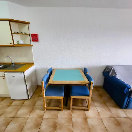 In Castle Harbour With Great Views C104 *