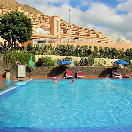 In Castle Harbour With Great Views C104 Apartament *